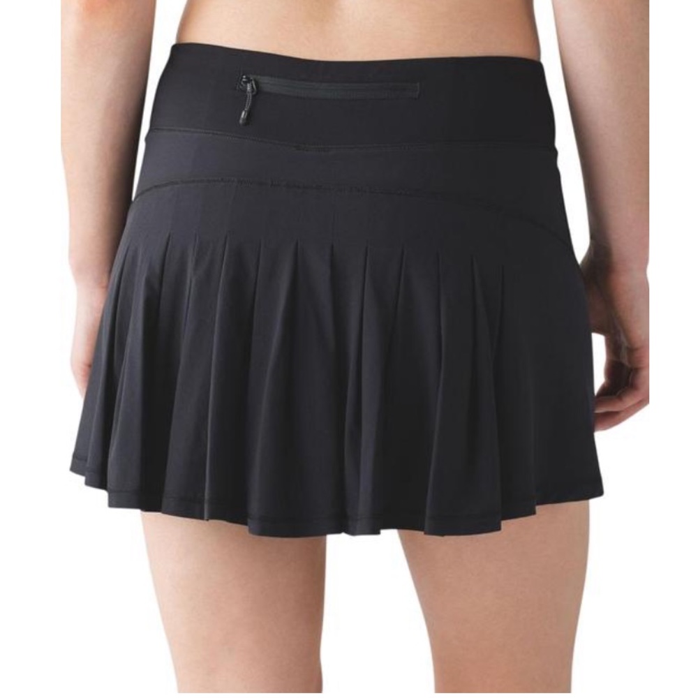 Lulu tennis skirt (skort) size 8 regular